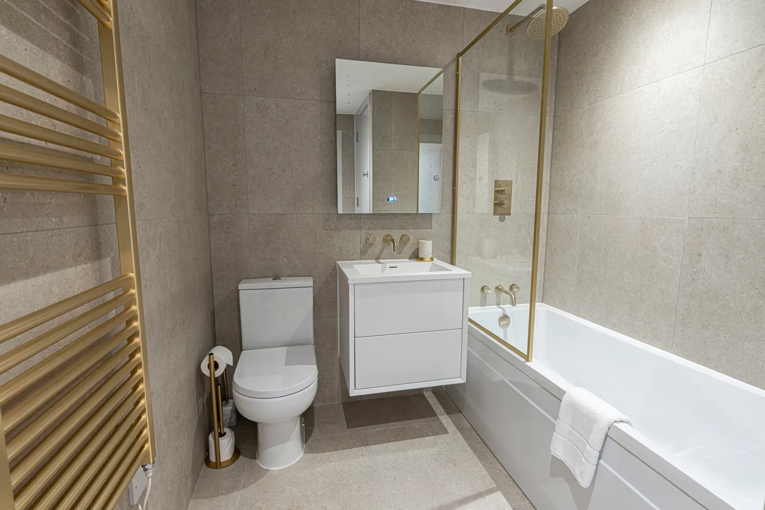 Comfort One-Bedroom Apartment 4